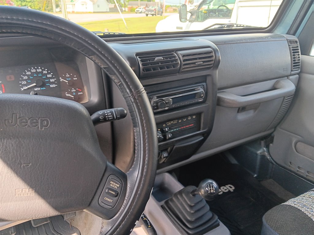 1998 Jeep Wrangler SPORT - Photo 13